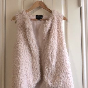 Women’s Size Medium Faux Fur Long Vest
